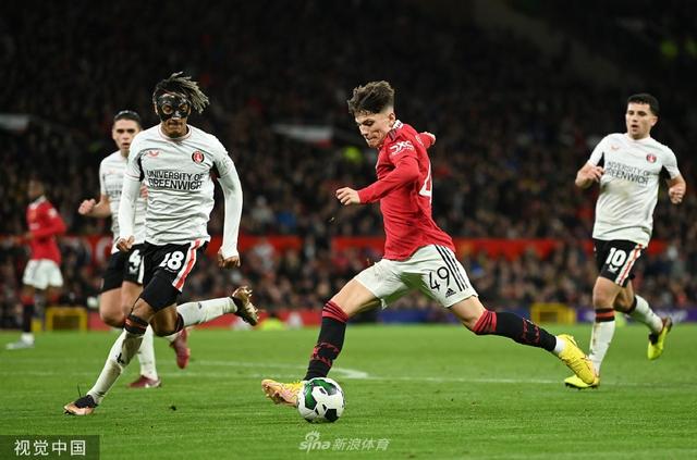 这也使他成 这也使他成