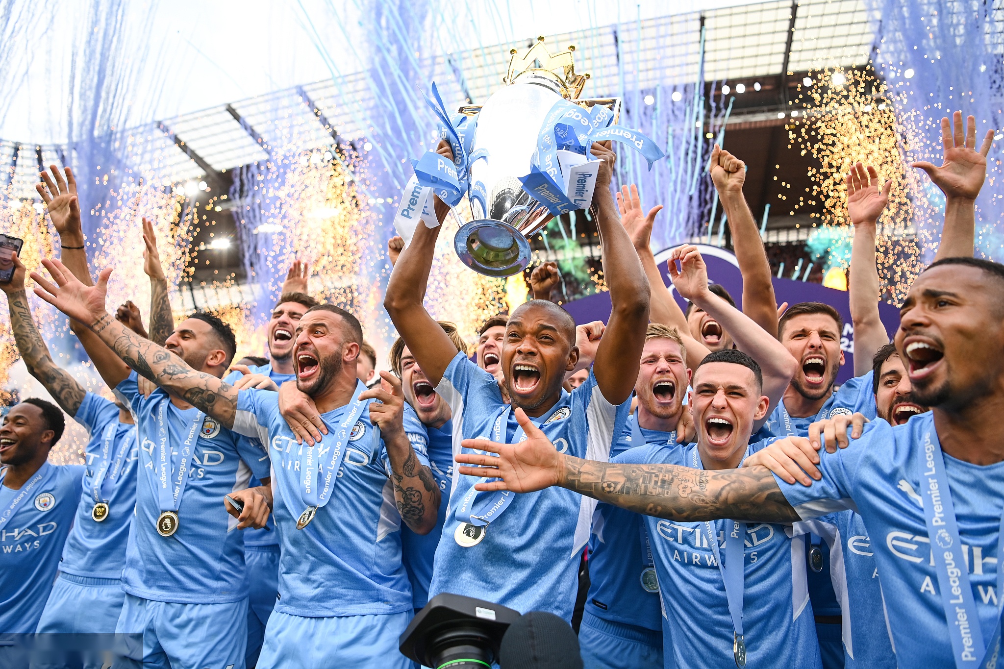 其中的代表 其中的代表